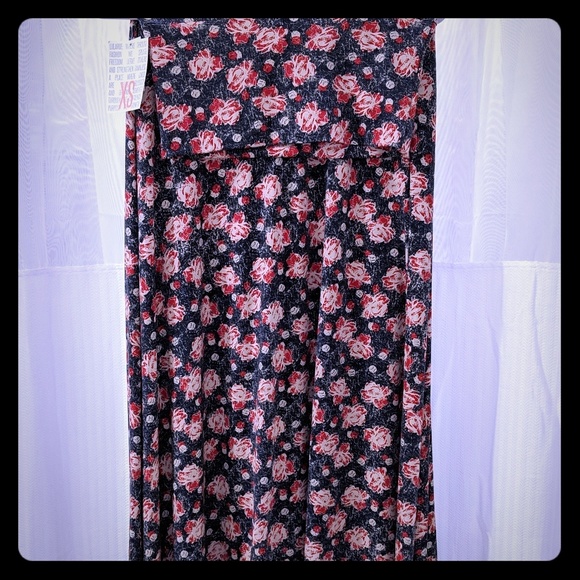 Xs bnwt full length Lularoe Maxi skirt - Picture 1 of 2